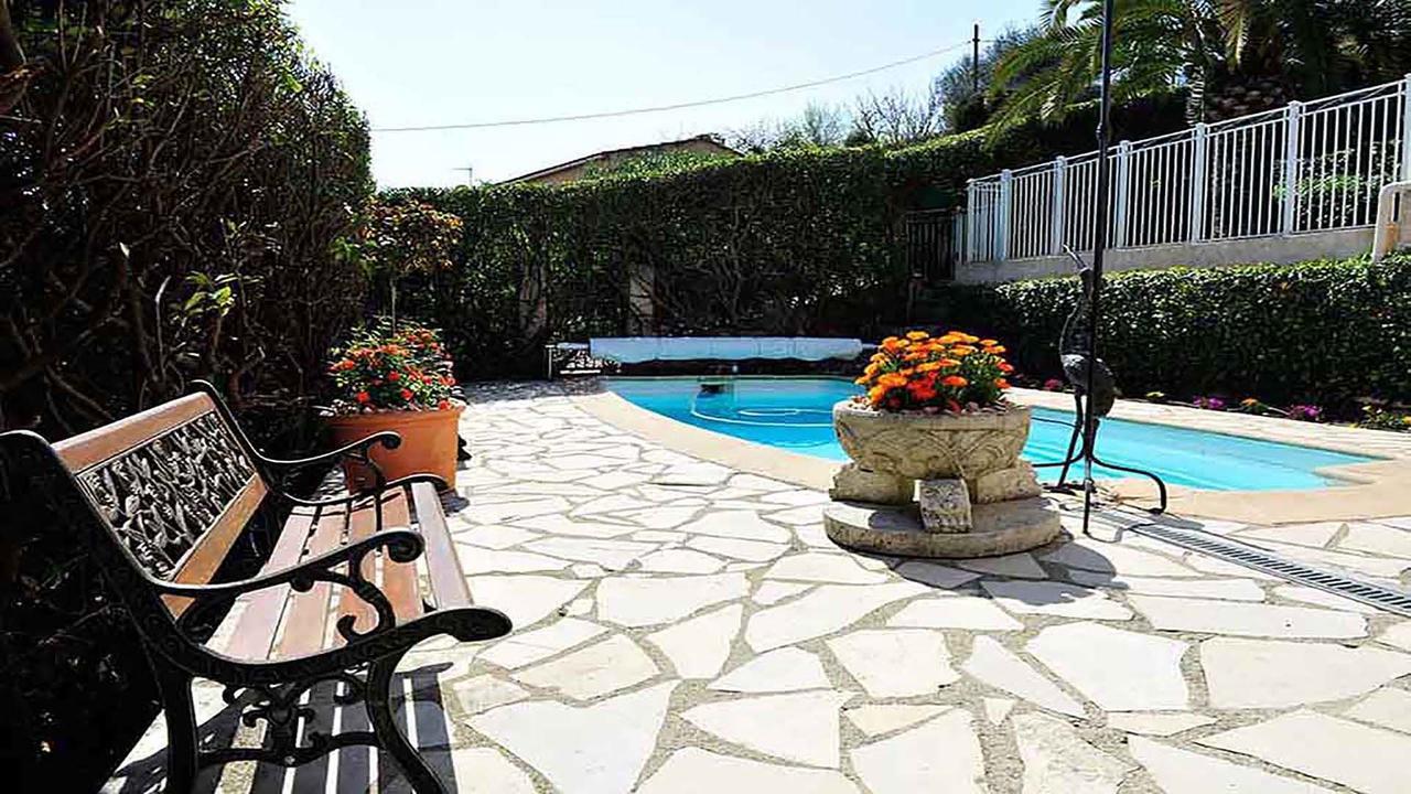 "La Valeriane" Apartment กราส ภายนอก รูปภาพ